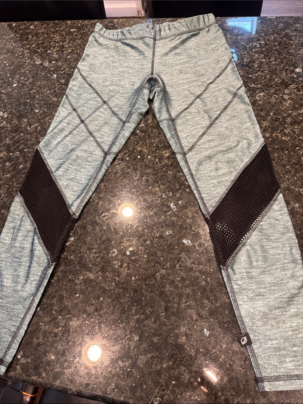 Terez Heathered Gray Leggings with Black Mesh Panels